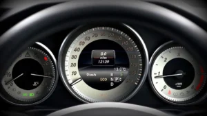 Car with visual indicators comparing mileage and age in relation to its value
