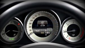 Car with visual indicators comparing mileage and age in relation to its value